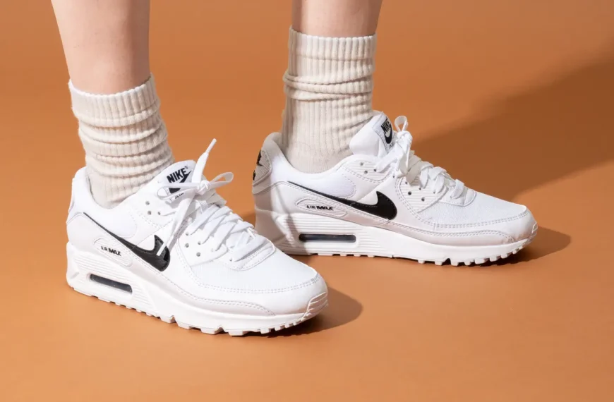 Best White Sneakers for Men and Women